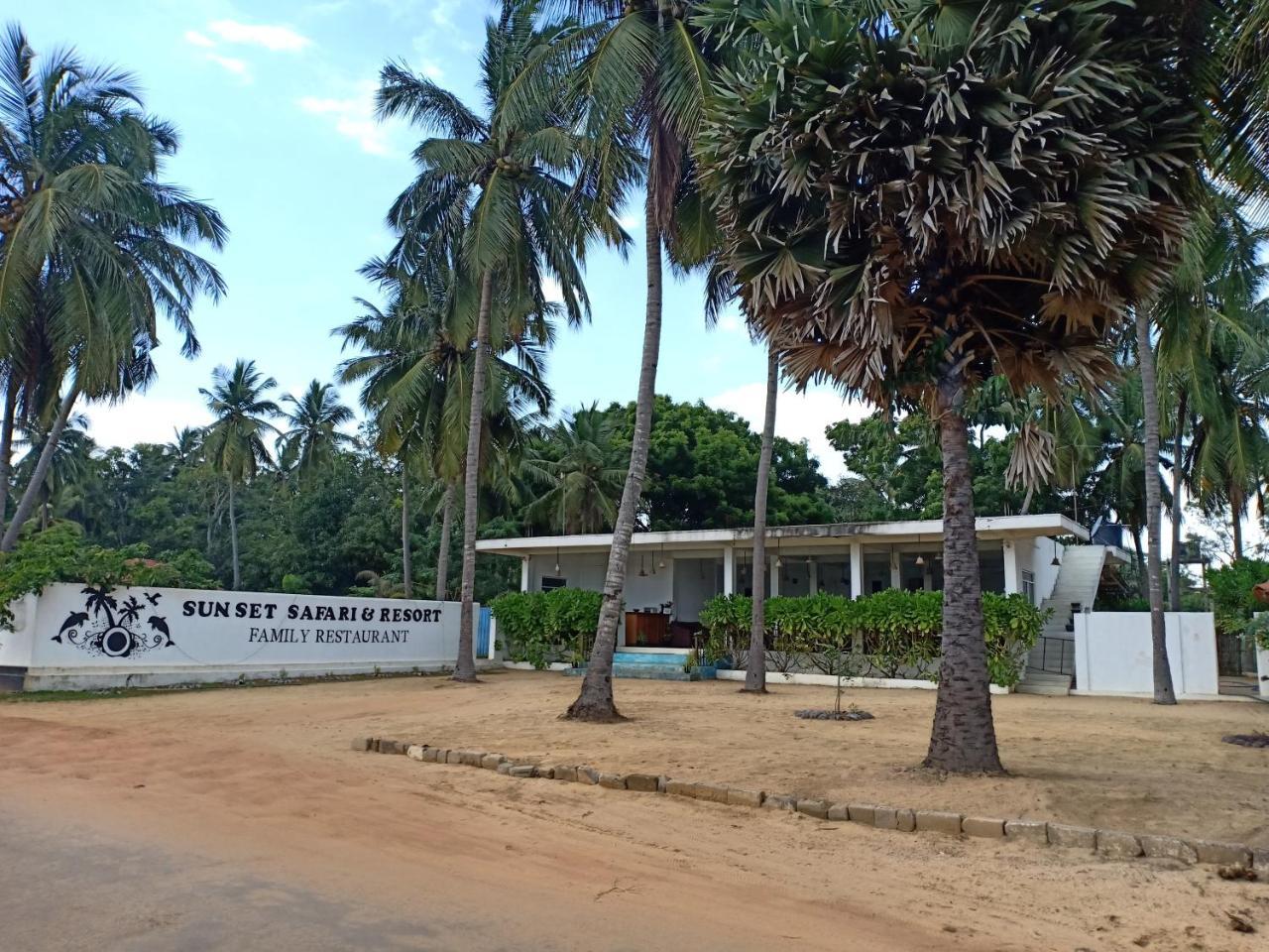 Sunset Safari & Resort 卡尔皮蒂耶 外观 照片